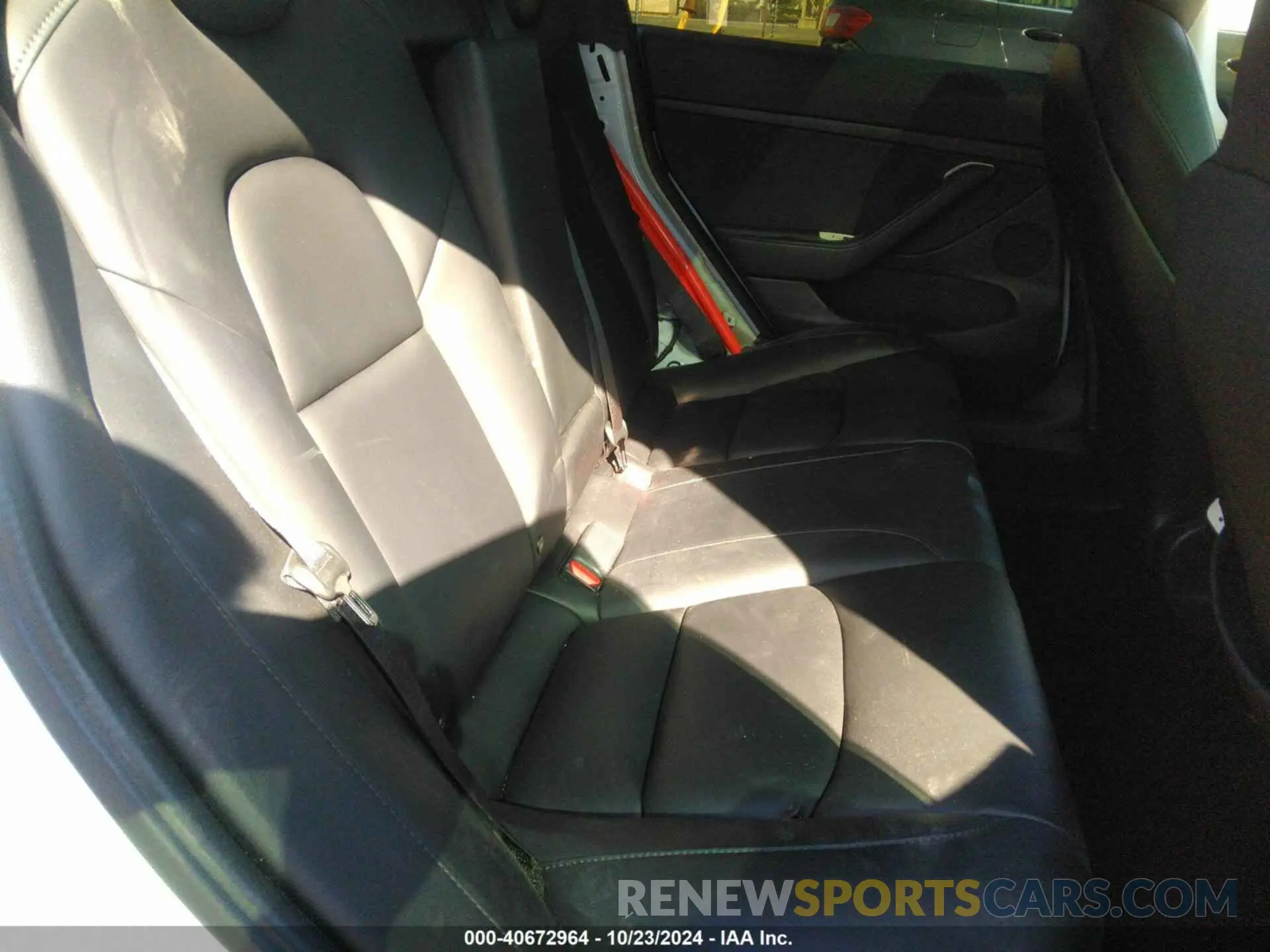 8 fotografías del automóvil dañado 5YJ3E1EC2NF275577 TESLA MODEL 3 2022