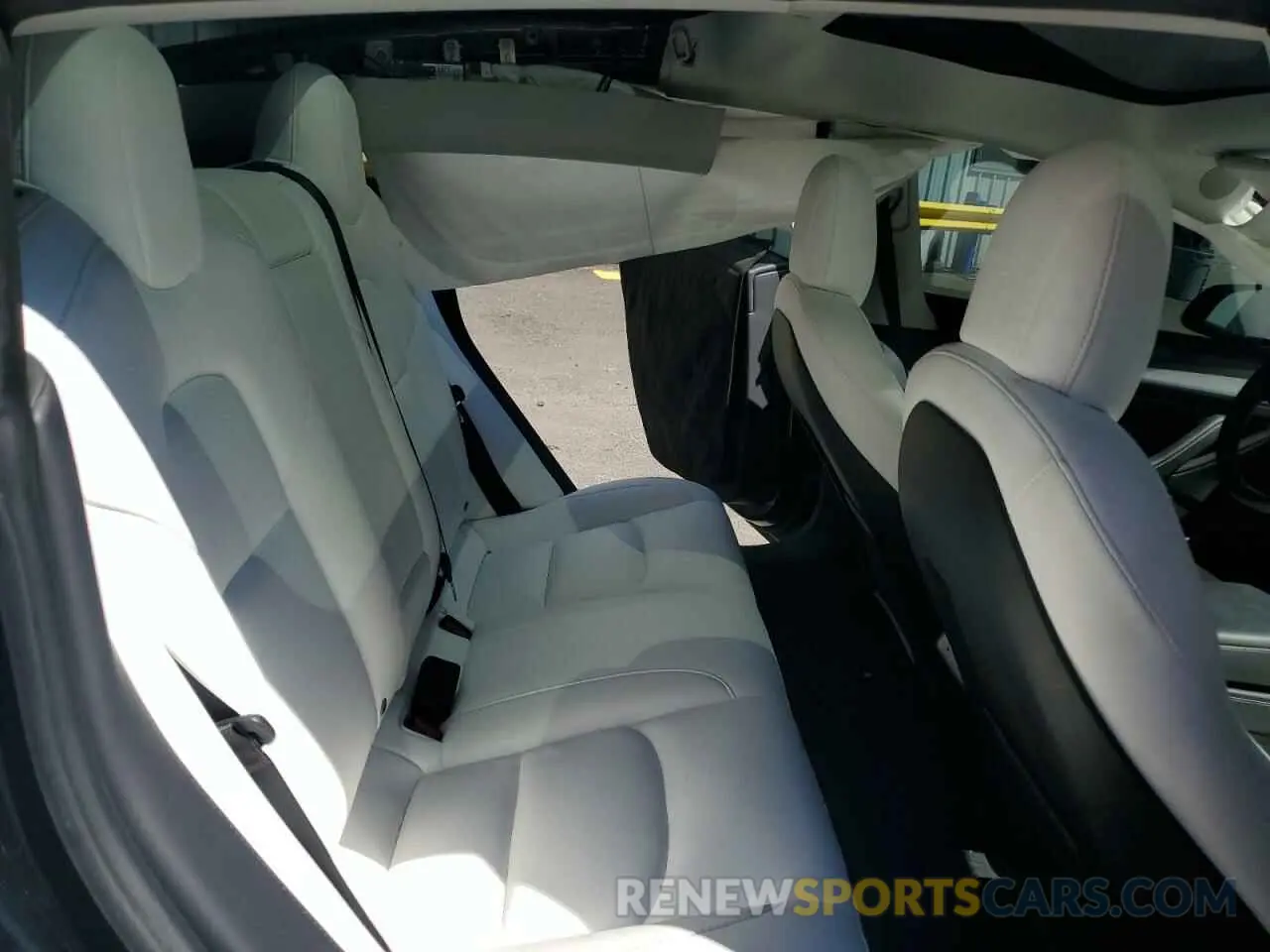 11 fotografías del automóvil dañado 5YJ3E1EC2NF357809 TESLA MODEL 3 2022
