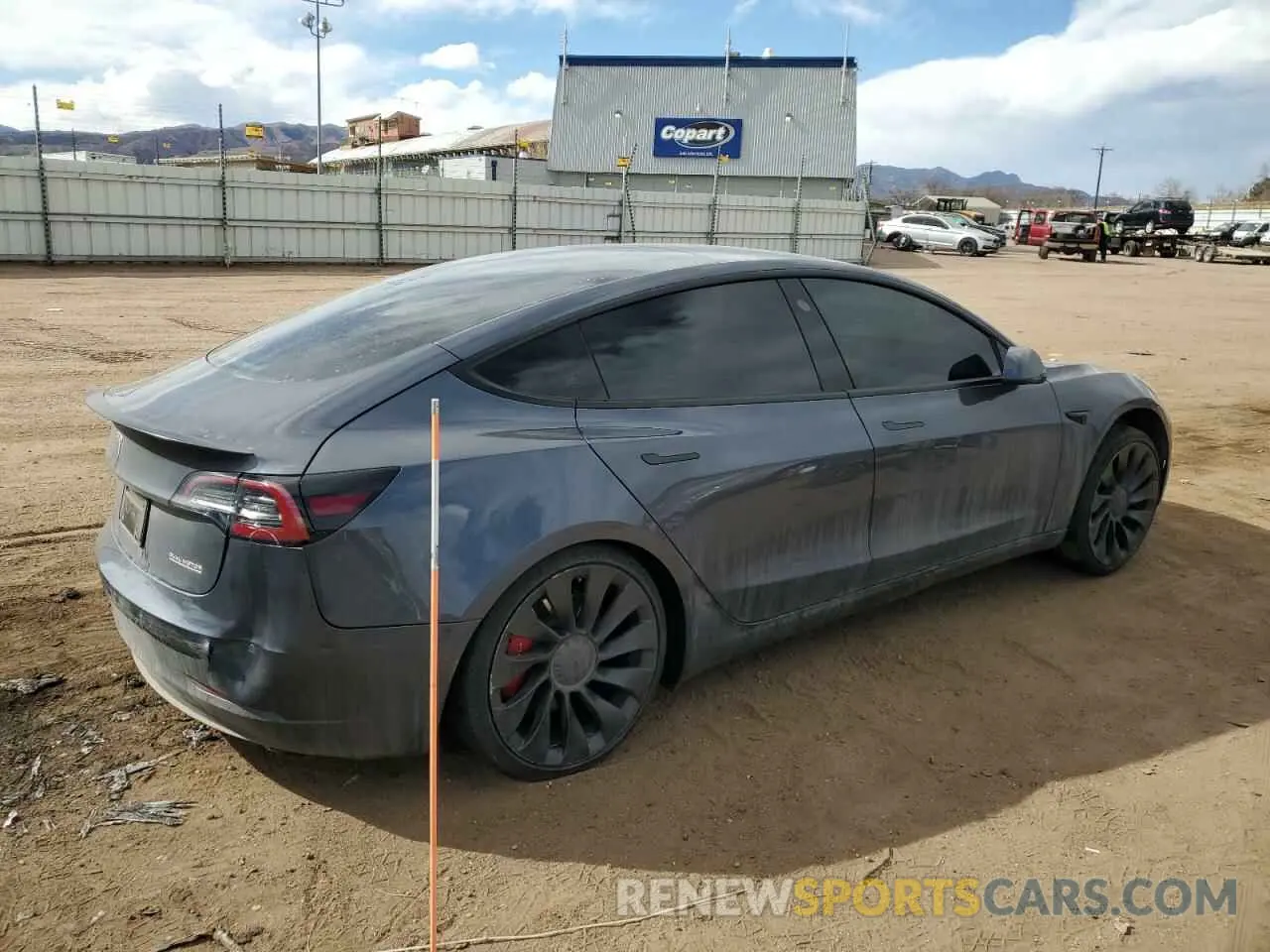 3 fotografías del automóvil dañado 5YJ3E1EC2NF357843 TESLA MODEL 3 2022