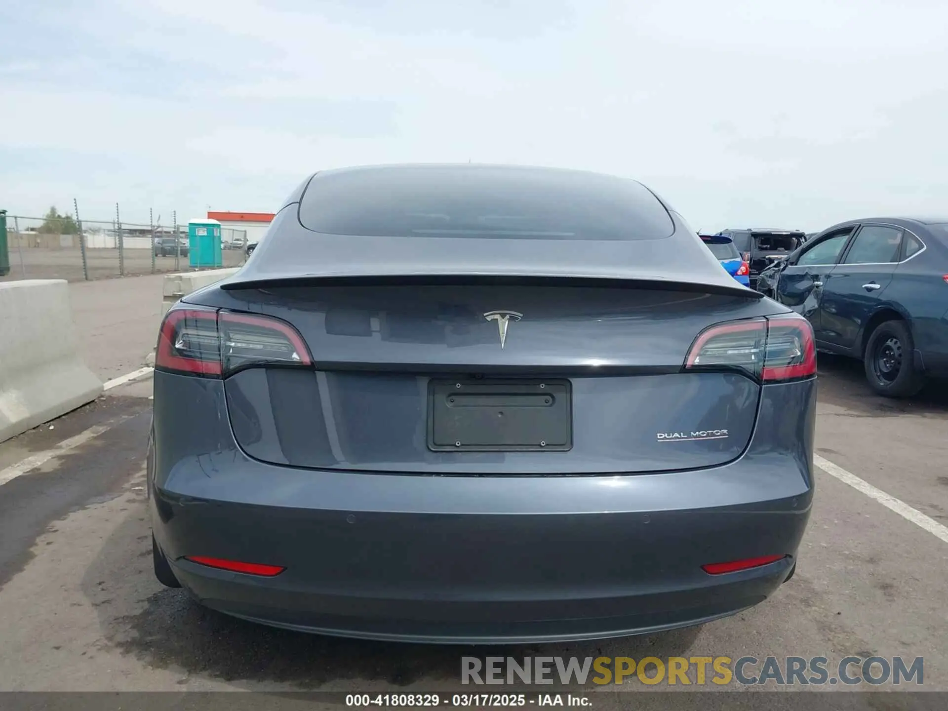 16 fotografías del automóvil dañado 5YJ3E1EC3NF296891 TESLA MODEL 3 2022
