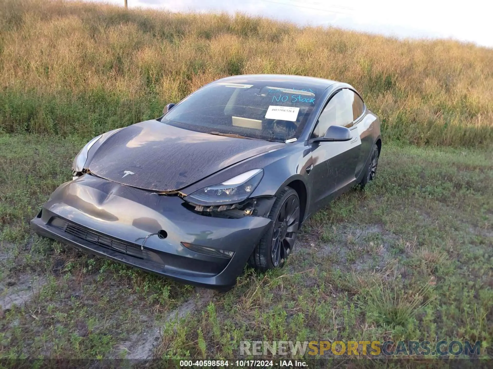 2 fotografías del automóvil dañado 5YJ3E1EC3NF346737 TESLA MODEL 3 2022