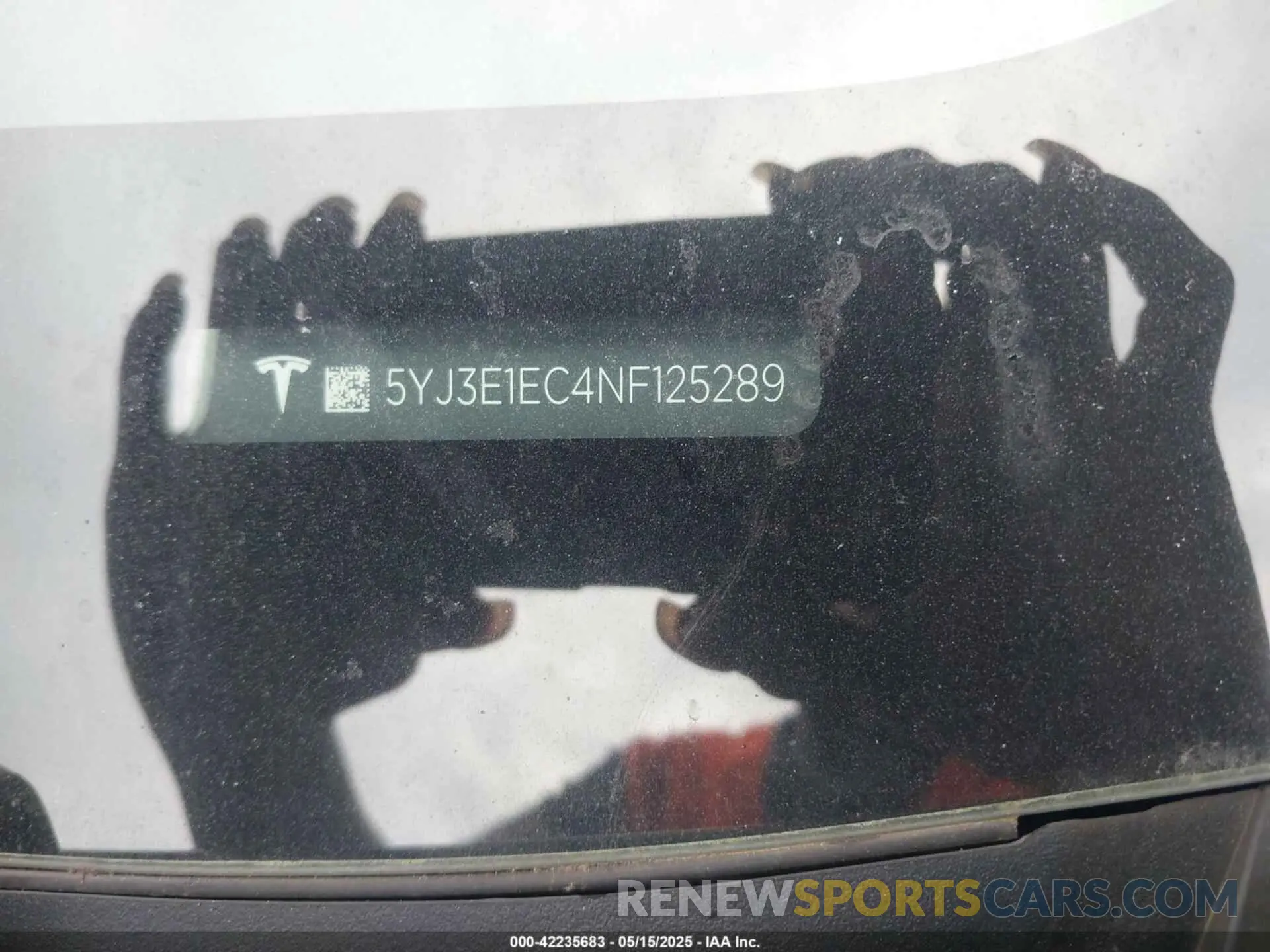 9 fotografías del automóvil dañado 5YJ3E1EC4NF125289 TESLA MODEL 3 2022