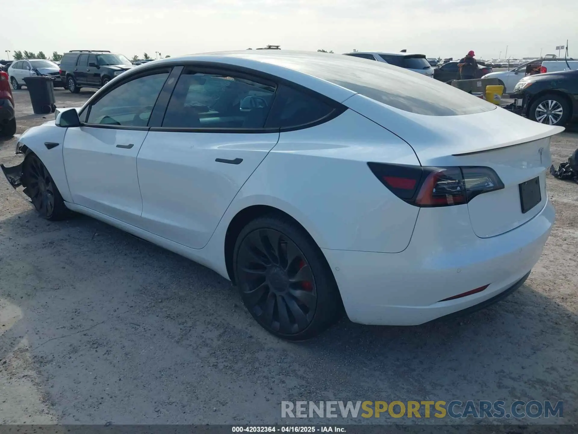 3 fotografías del automóvil dañado 5YJ3E1EC4NF134624 TESLA MODEL 3 2022