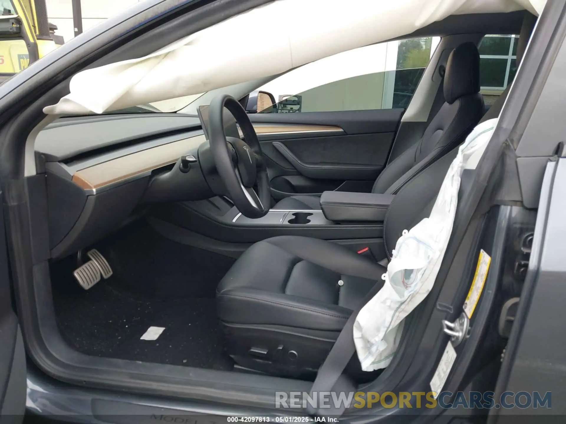 5 fotografías del automóvil dañado 5YJ3E1EC4NF258974 TESLA MODEL 3 2022
