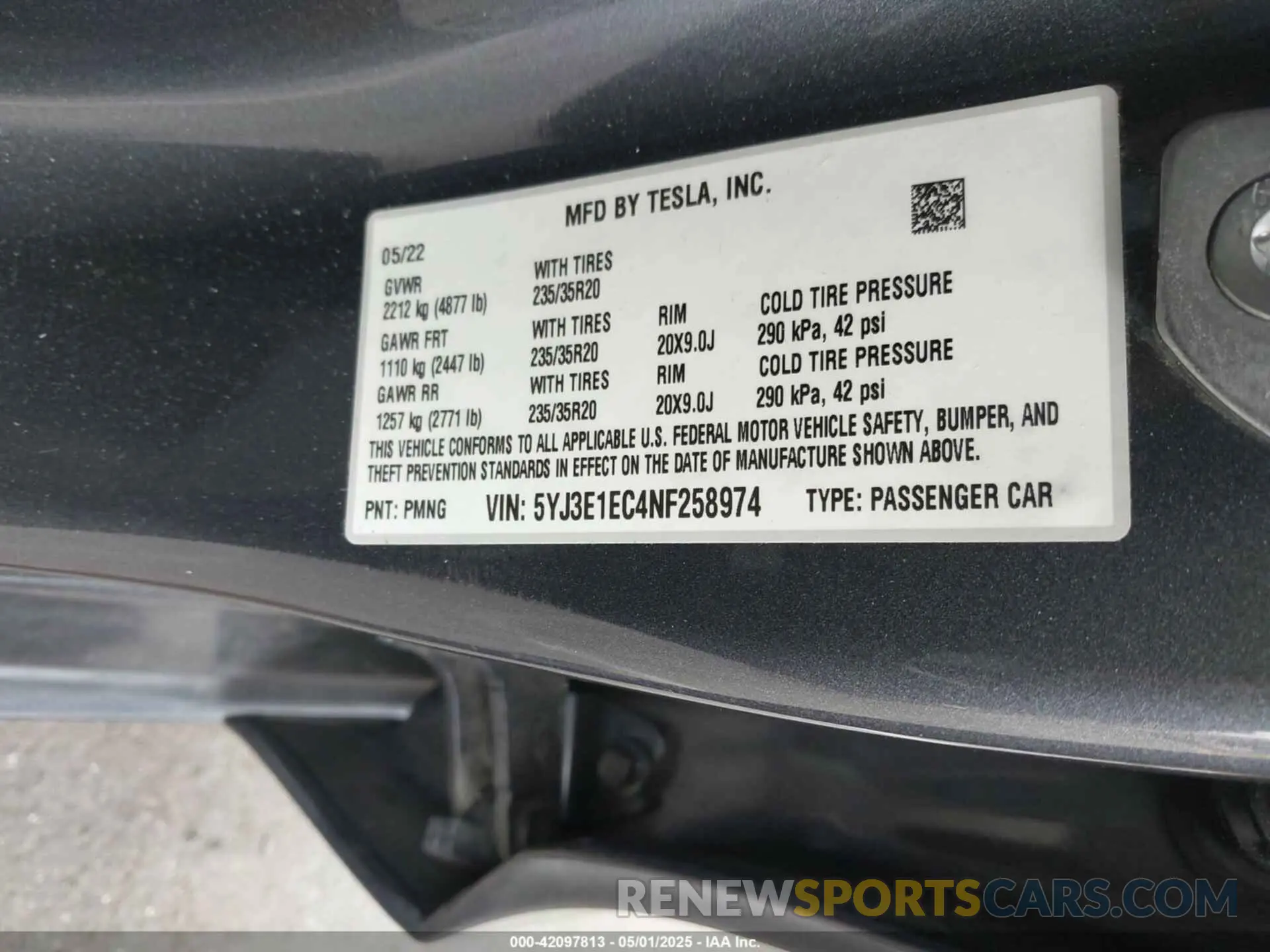 8 fotografías del automóvil dañado 5YJ3E1EC4NF258974 TESLA MODEL 3 2022