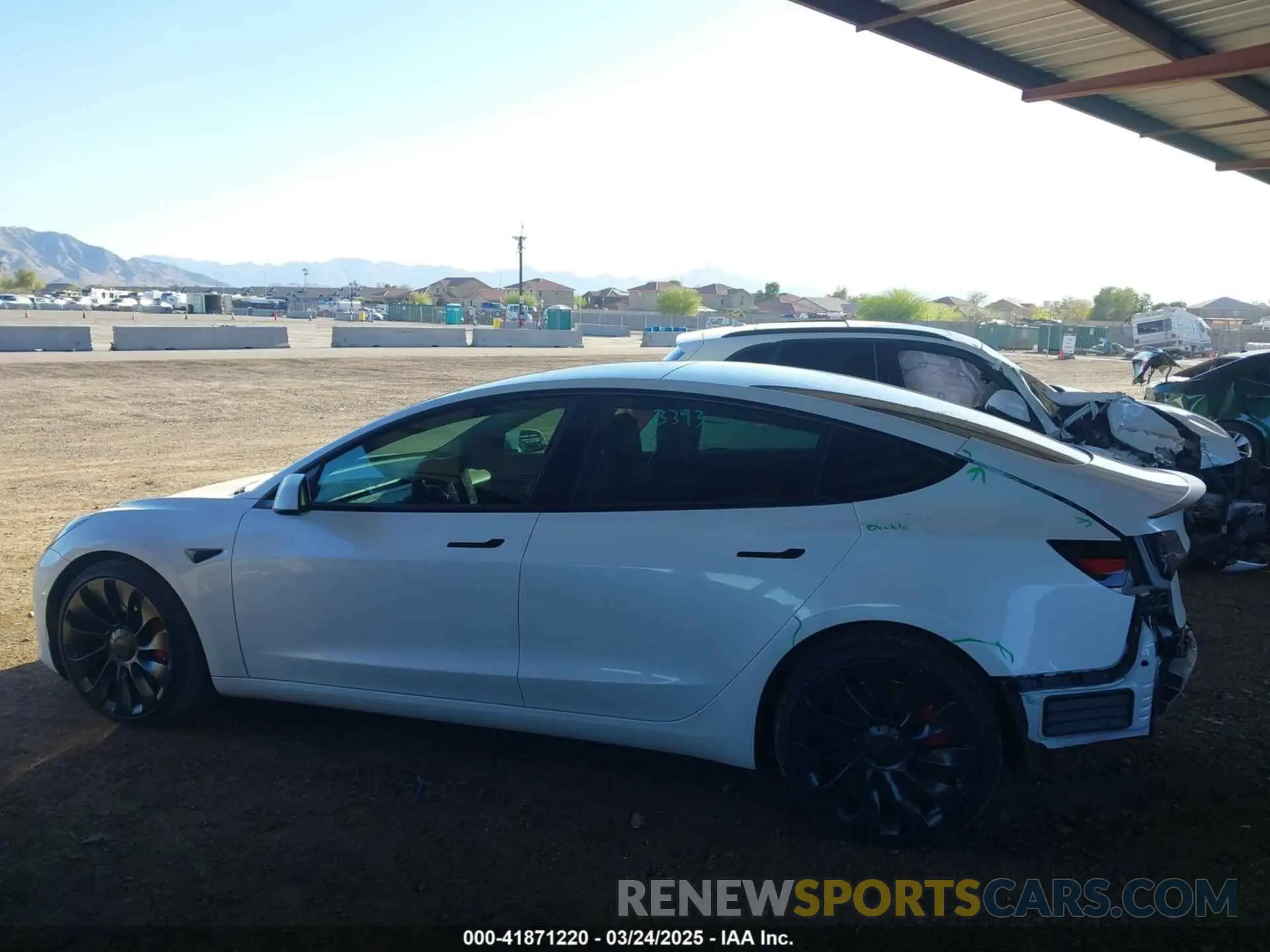 14 fotografías del automóvil dañado 5YJ3E1EC4NF342227 TESLA MODEL 3 2022