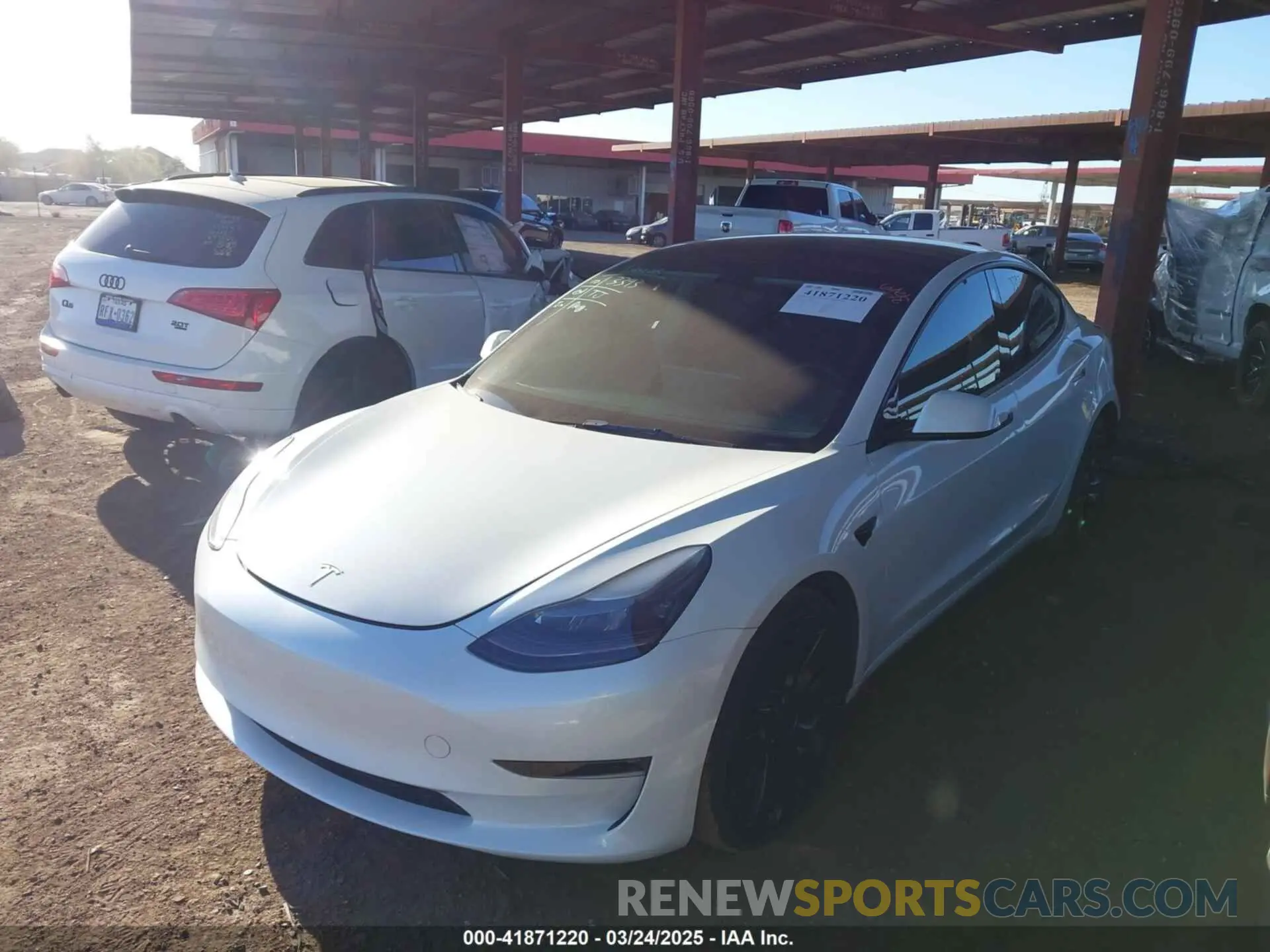 2 fotografías del automóvil dañado 5YJ3E1EC4NF342227 TESLA MODEL 3 2022