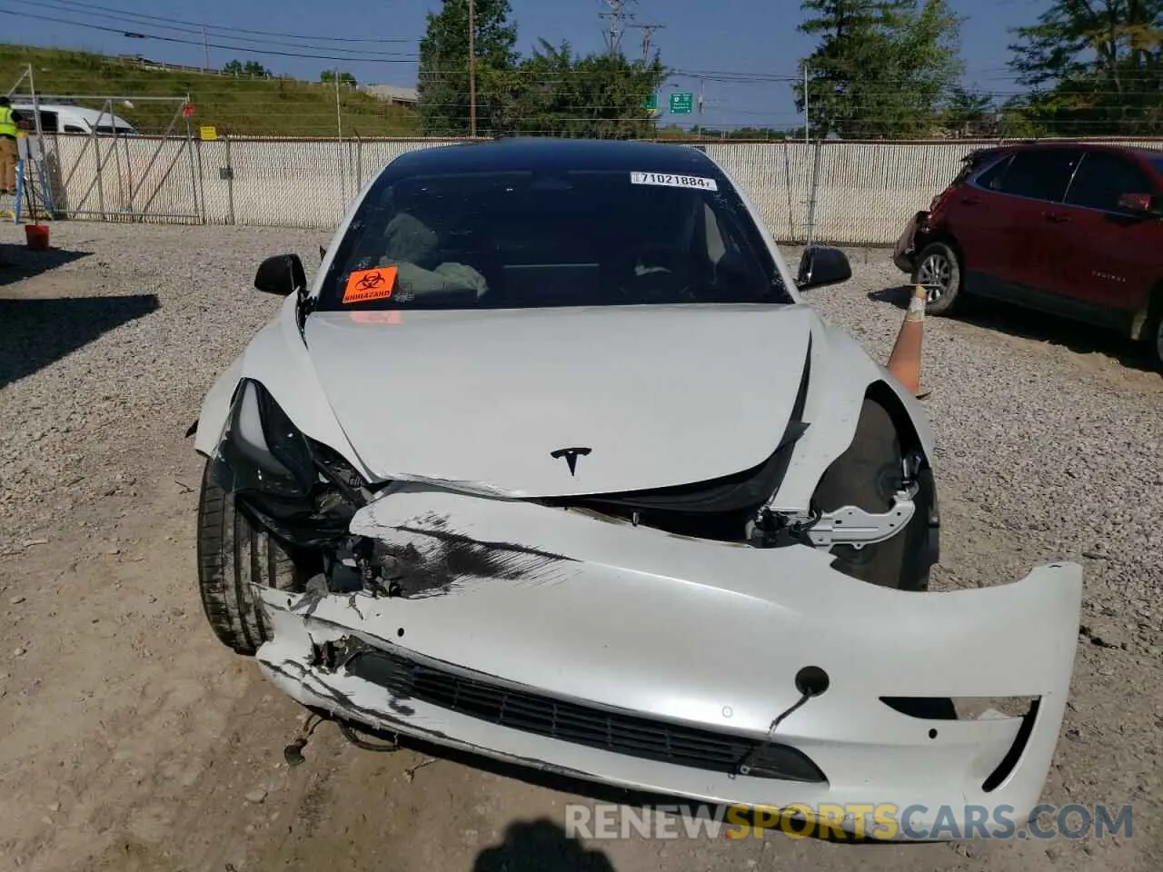 5 fotografías del automóvil dañado 5YJ3E1EC5NF274049 TESLA MODEL 3 2022