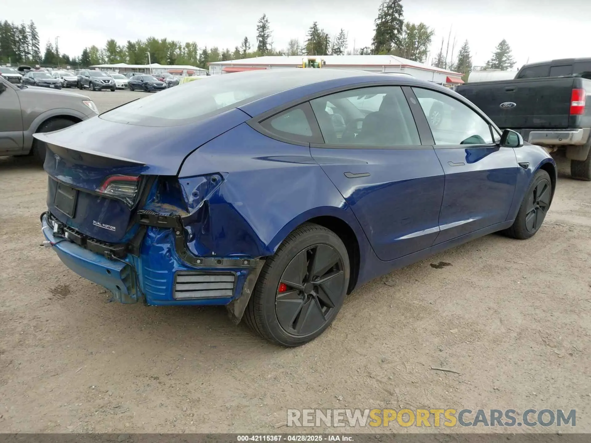 4 fotografías del automóvil dañado 5YJ3E1EC5NF356461 TESLA MODEL 3 2022