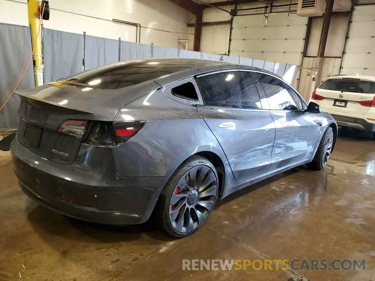 3 fotografías del automóvil dañado 5YJ3E1EC6NF107912 TESLA MODEL 3 2022