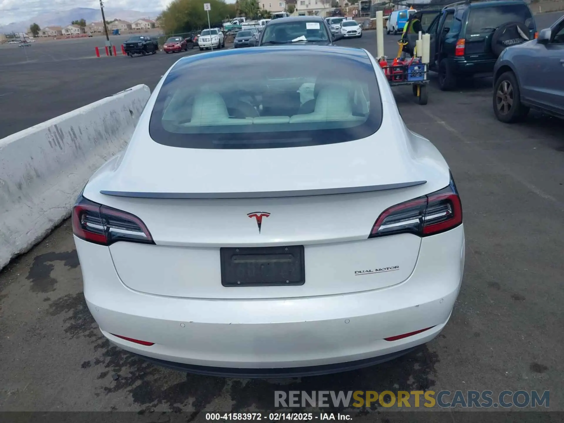 15 fotografías del automóvil dañado 5YJ3E1EC6NF111958 TESLA MODEL 3 2022