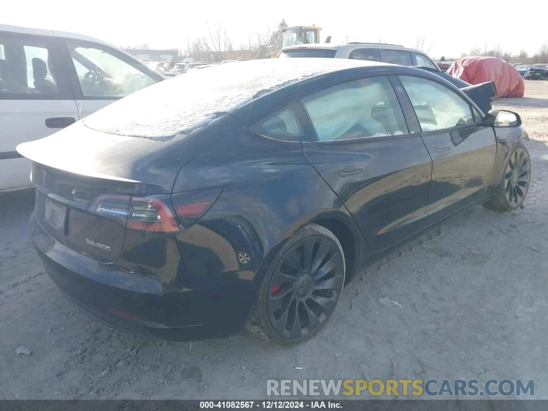 4 fotografías del automóvil dañado 5YJ3E1EC6NF112642 TESLA MODEL 3 2022