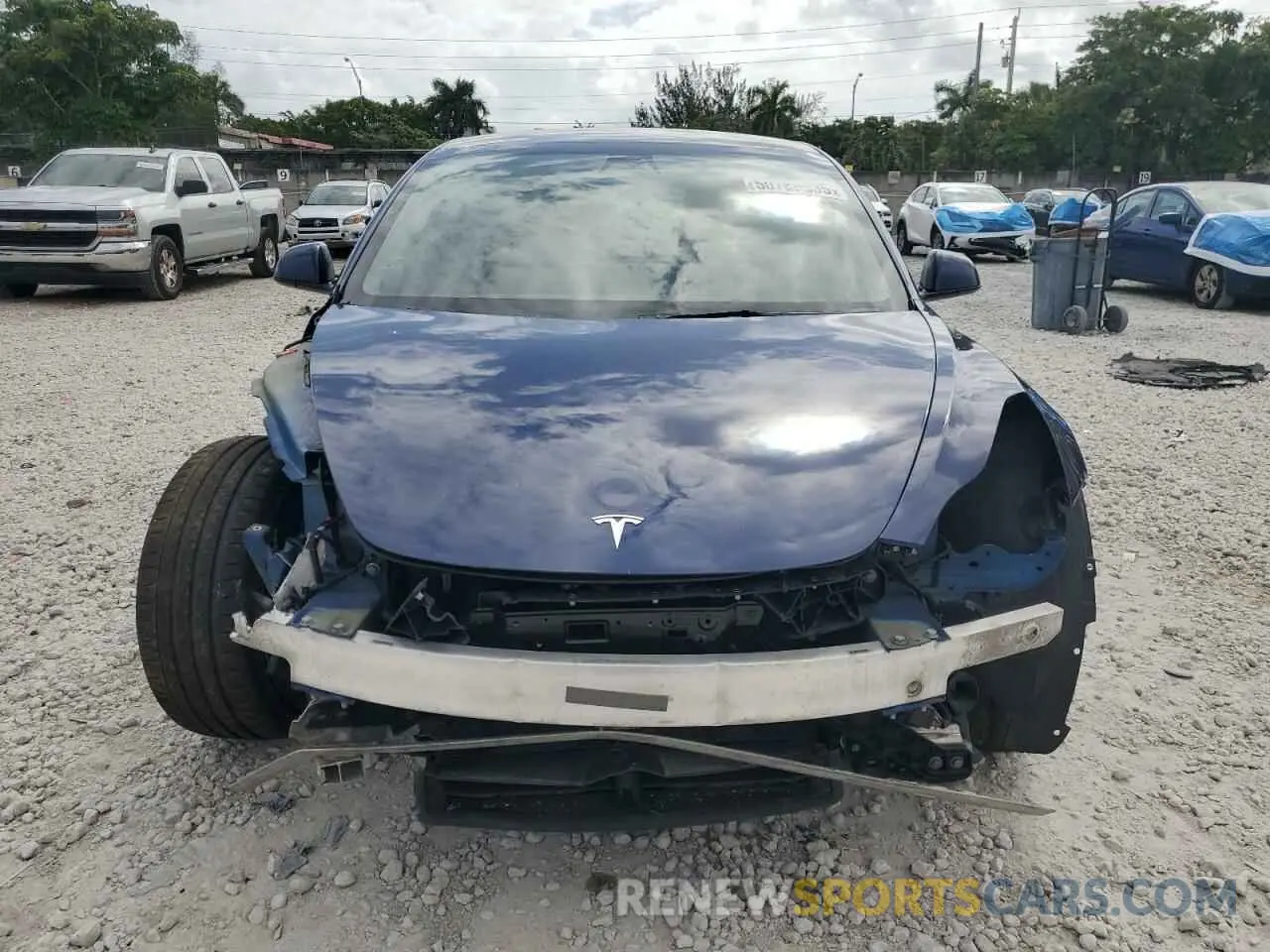 5 fotografías del automóvil dañado 5YJ3E1EC6NF254487 TESLA MODEL 3 2022