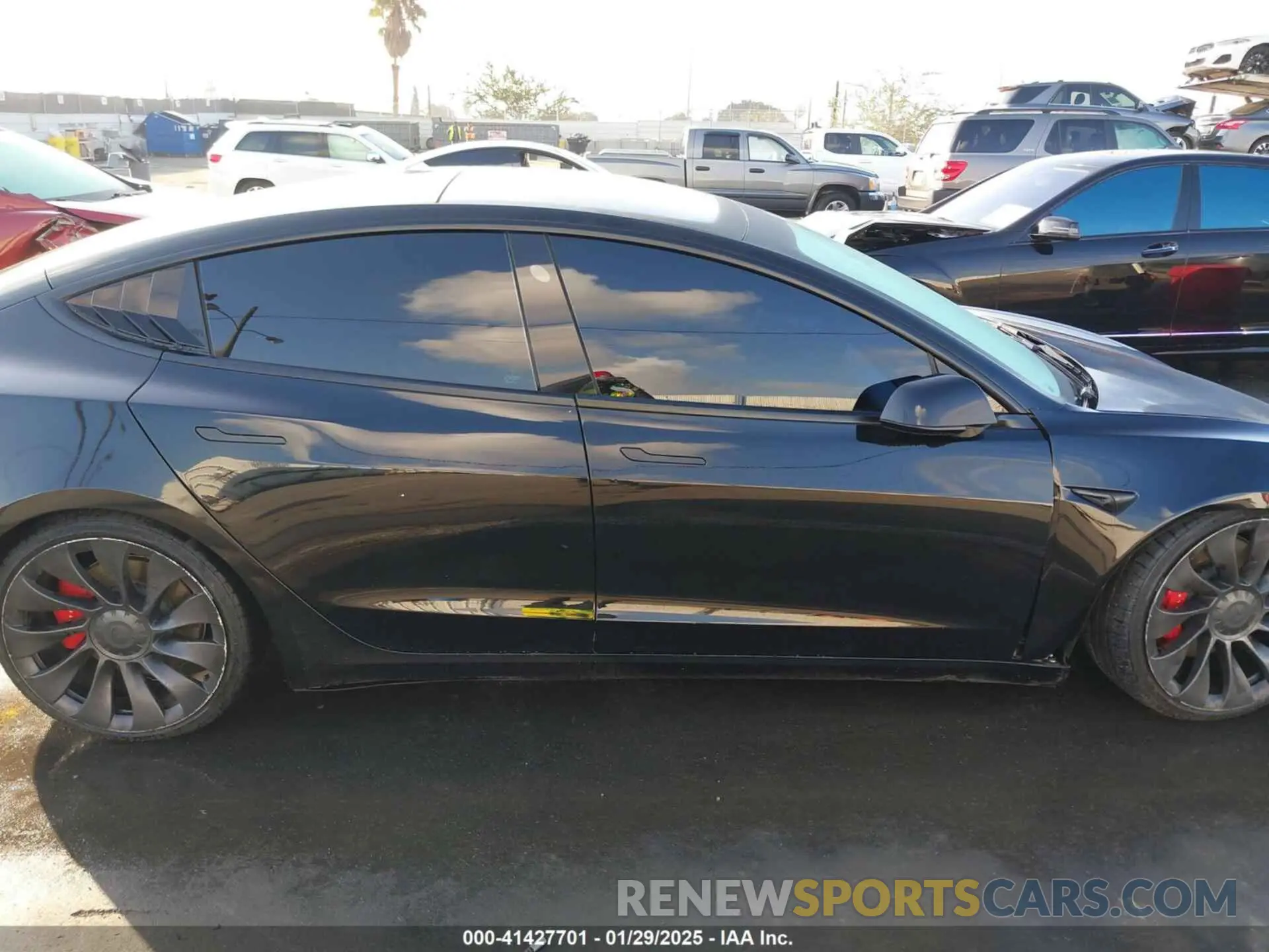 12 fotografías del automóvil dañado 5YJ3E1EC7NF137744 TESLA MODEL 3 2022