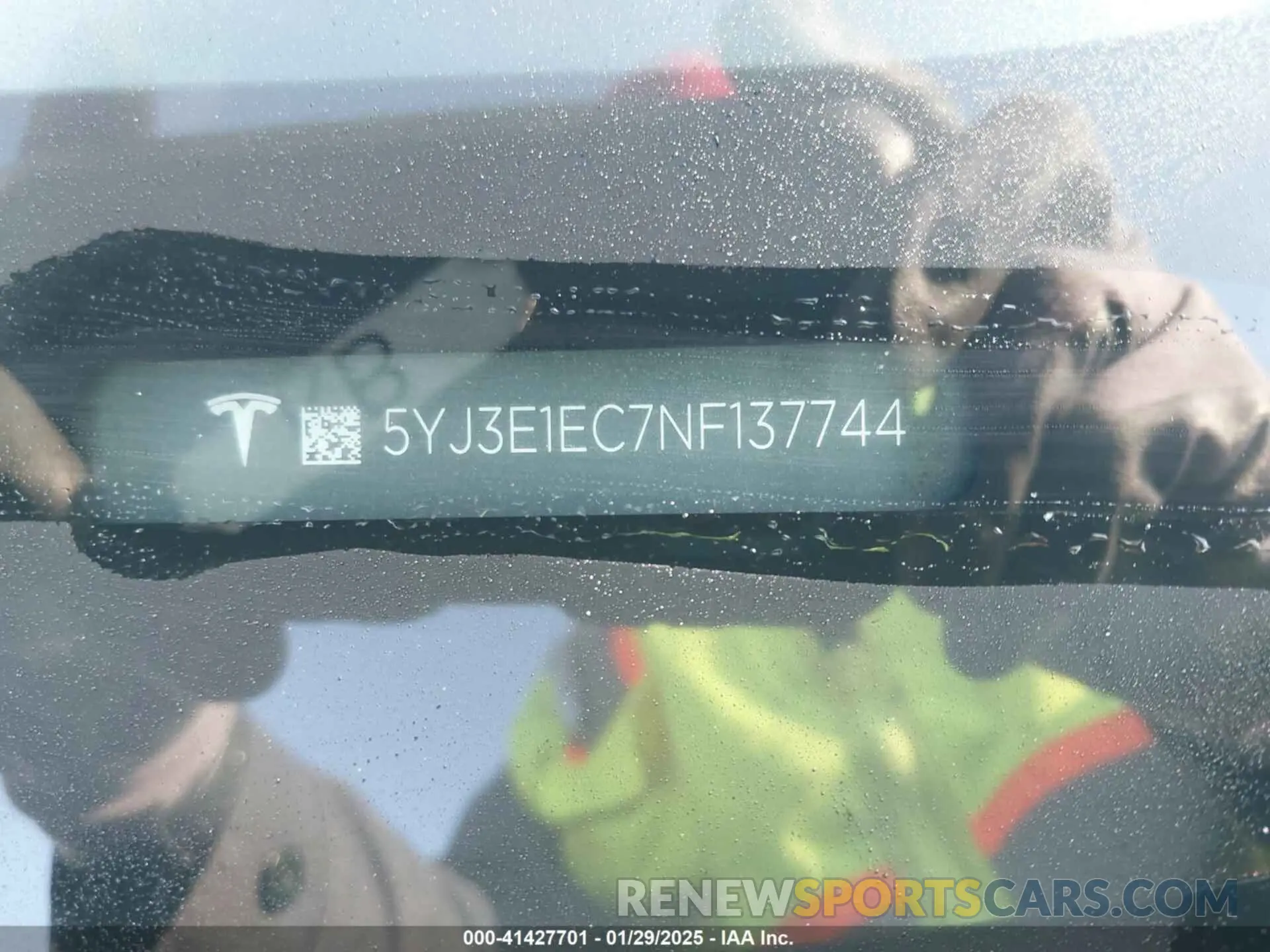 9 fotografías del automóvil dañado 5YJ3E1EC7NF137744 TESLA MODEL 3 2022