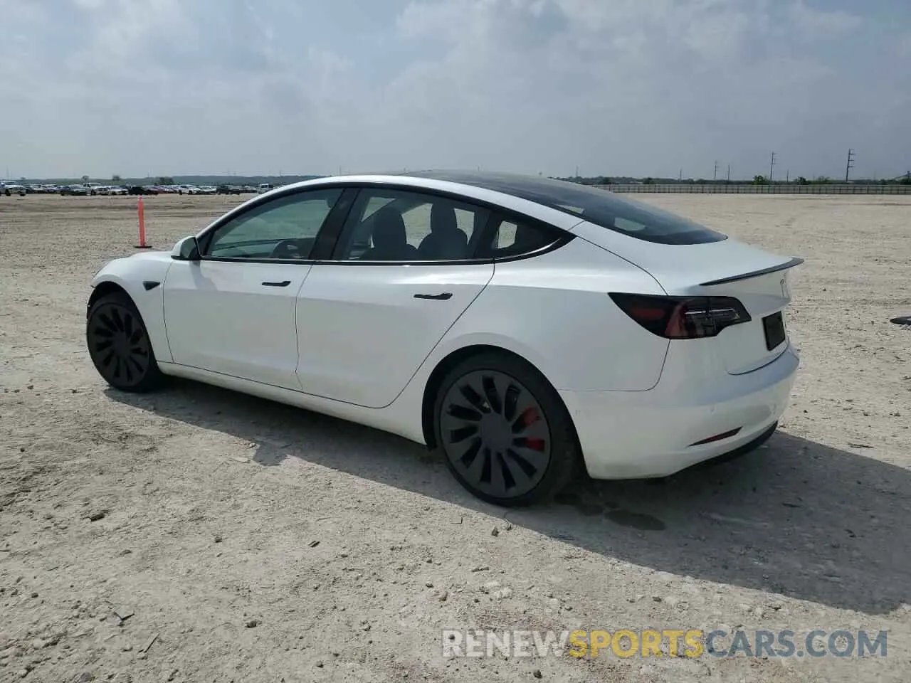2 fotografías del automóvil dañado 5YJ3E1EC7NF138313 TESLA MODEL 3 2022