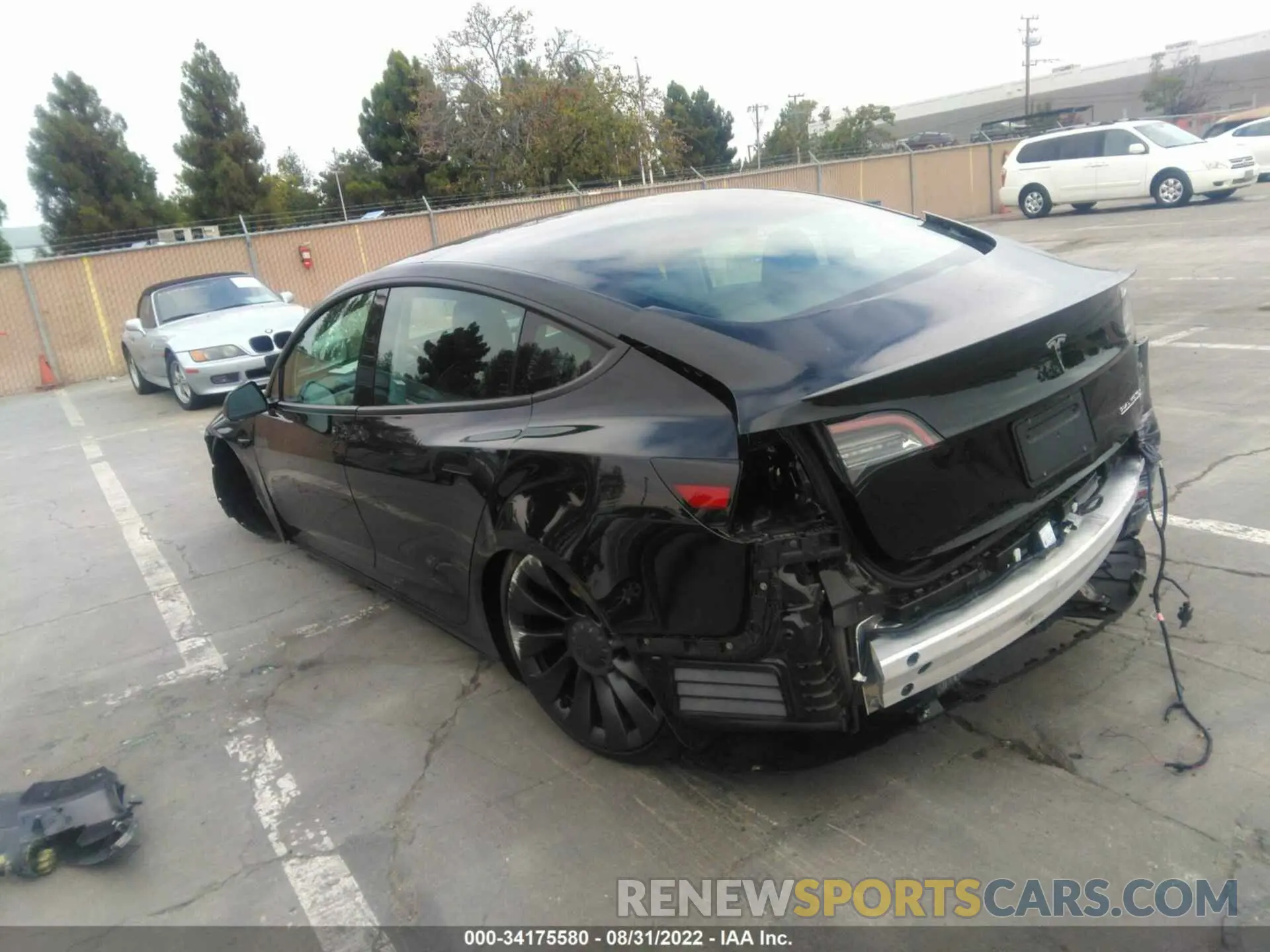 3 fotografías del automóvil dañado 5YJ3E1EC7NF143379 TESLA MODEL 3 2022