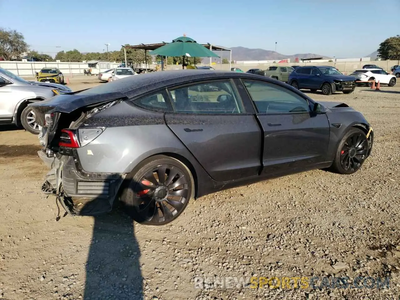 3 fotografías del automóvil dañado 5YJ3E1EC7NF245314 TESLA MODEL 3 2022