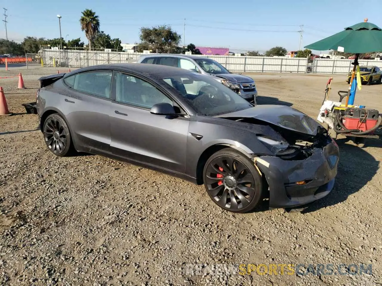 4 fotografías del automóvil dañado 5YJ3E1EC7NF245314 TESLA MODEL 3 2022
