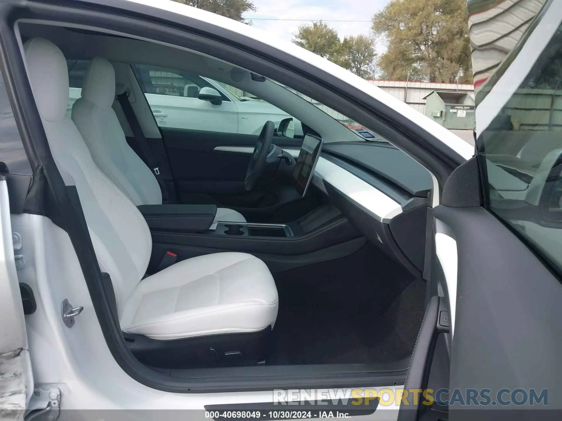 5 fotografías del automóvil dañado 5YJ3E1EC8NF163155 TESLA MODEL 3 2022