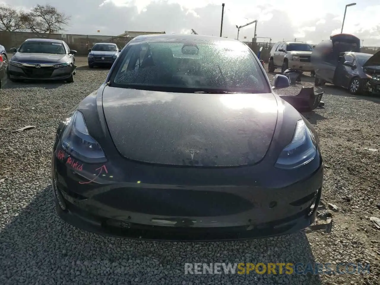 5 fotografías del automóvil dañado 5YJ3E1EC9NF130911 TESLA MODEL 3 2022