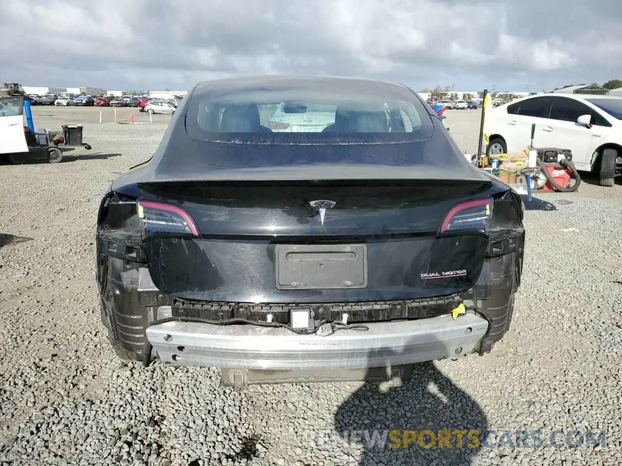 6 fotografías del automóvil dañado 5YJ3E1EC9NF130911 TESLA MODEL 3 2022