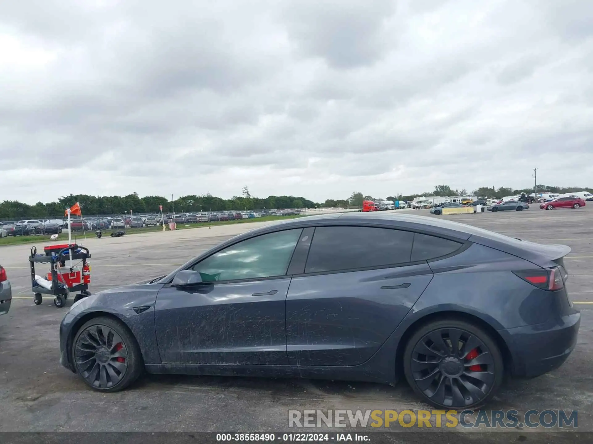 14 fotografías del automóvil dañado 5YJ3E1EC9NF273759 TESLA MODEL 3 2022
