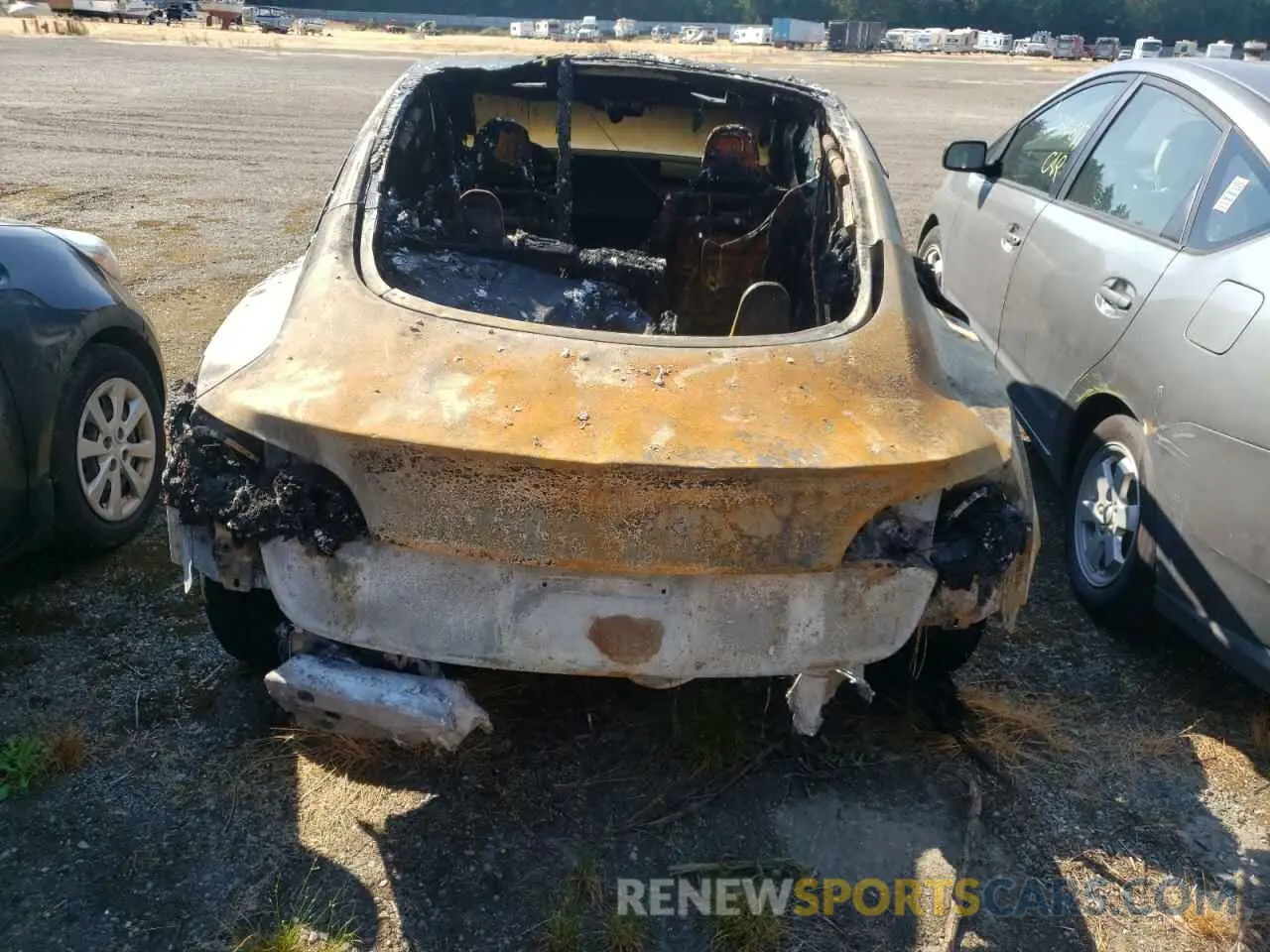9 fotografías del automóvil dañado 5YJ3E1ECXNF126415 TESLA MODEL 3 2022