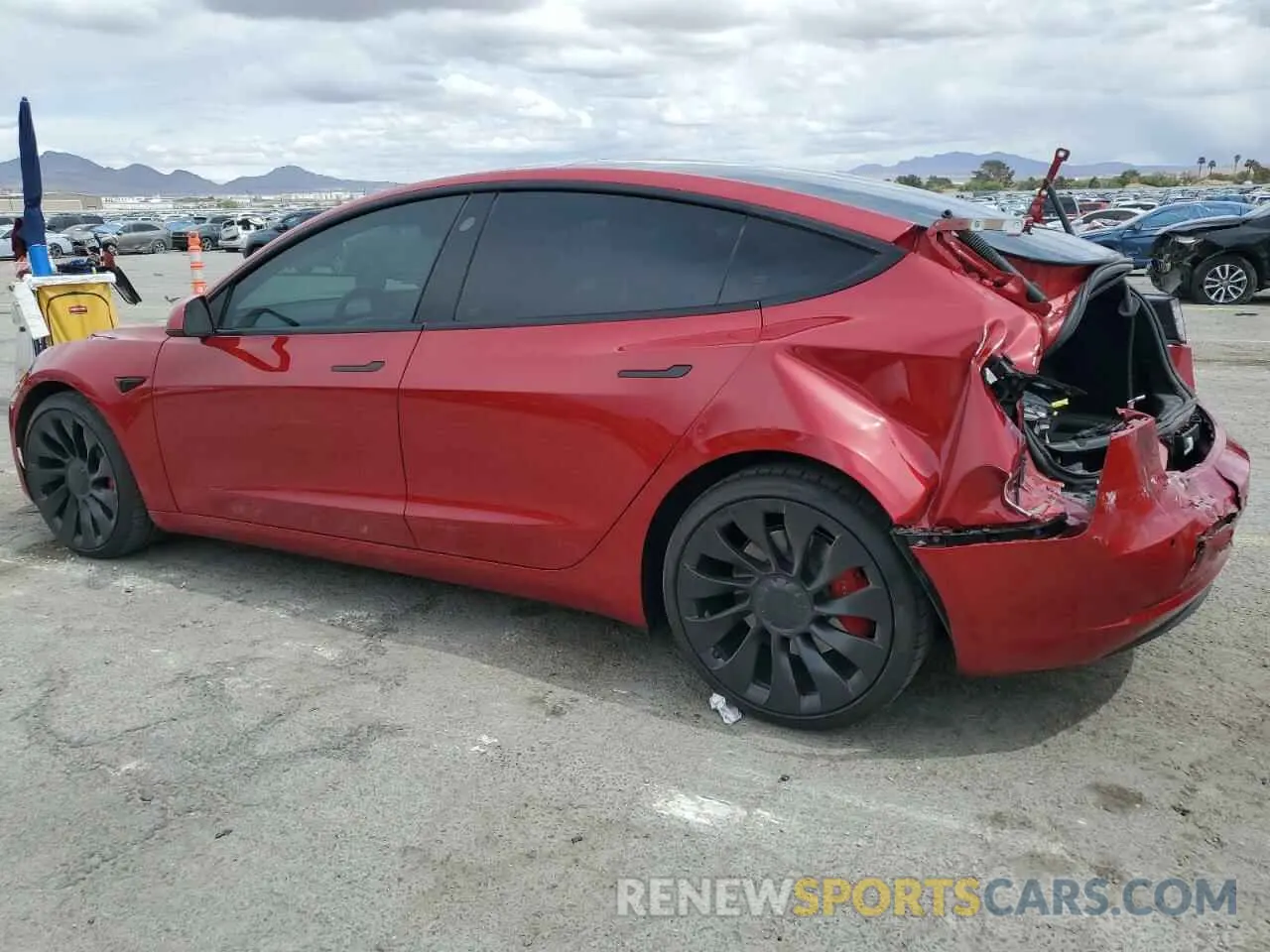 2 fotografías del automóvil dañado 5YJ3E1ECXNF295947 TESLA MODEL 3 2022