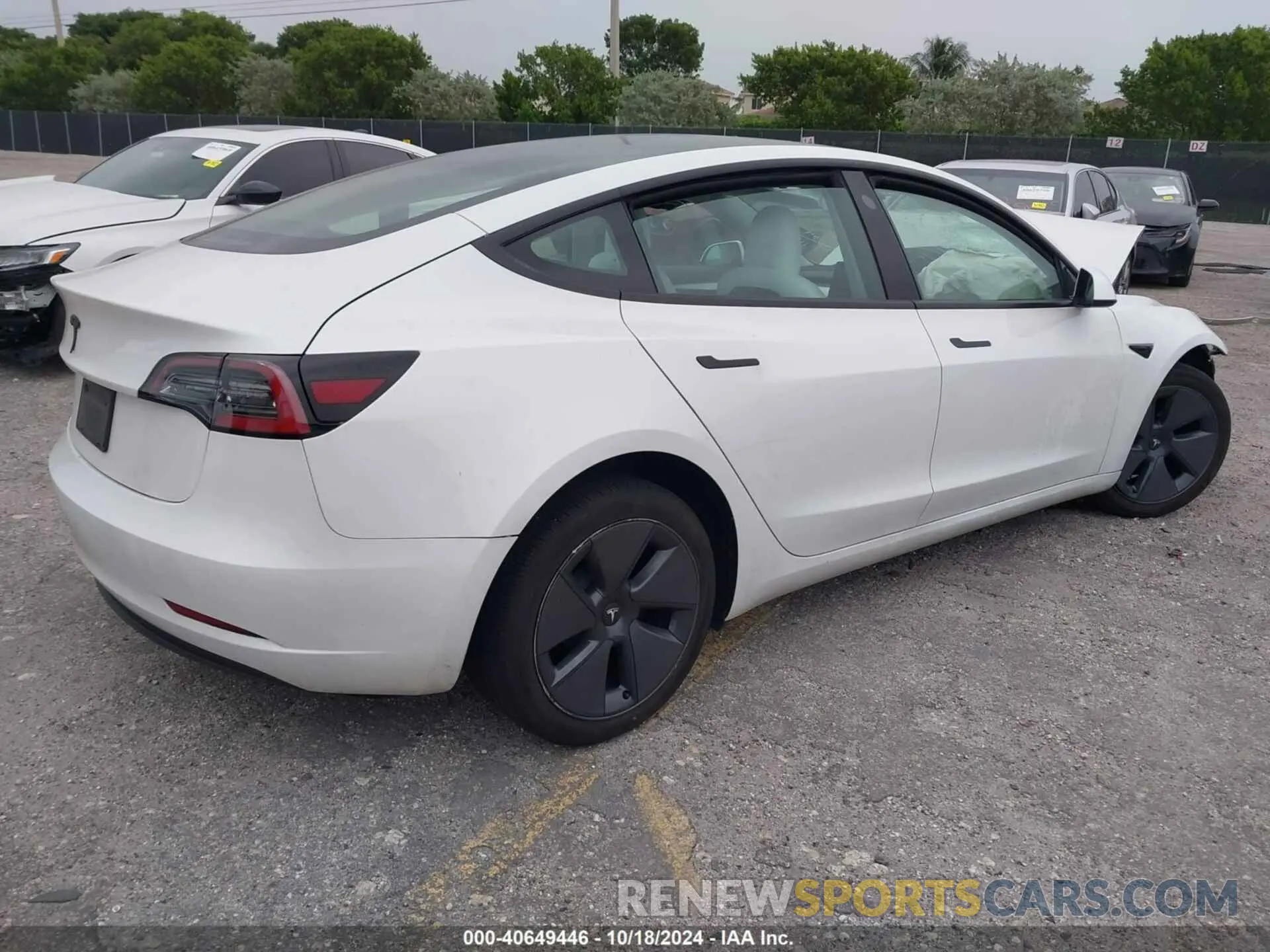 4 fotografías del automóvil dañado 5YJ3E1EA0PF383634 TESLA MODEL 3 2023