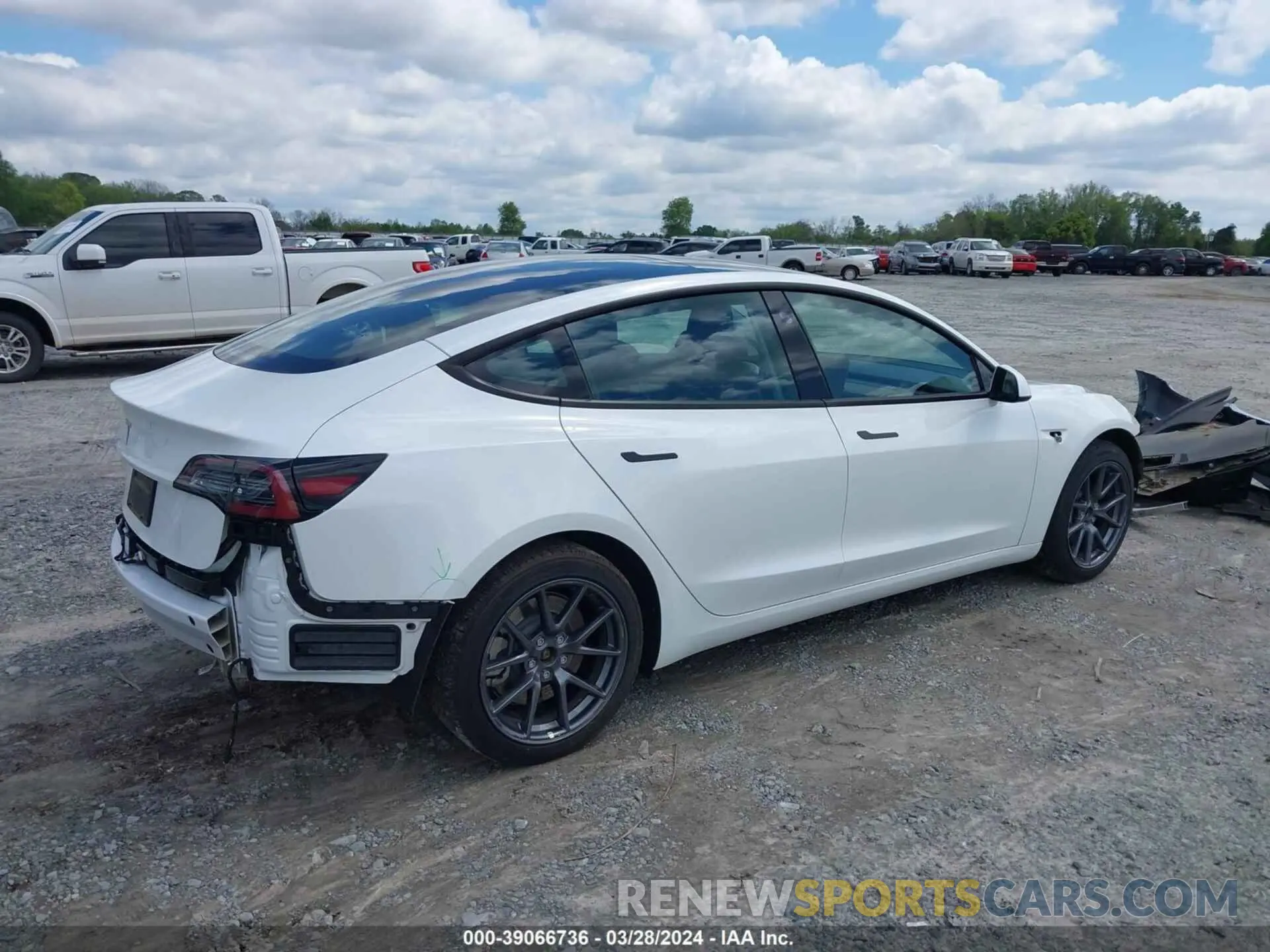 4 fotografías del automóvil dañado 5YJ3E1EA0PF406572 TESLA MODEL 3 2023