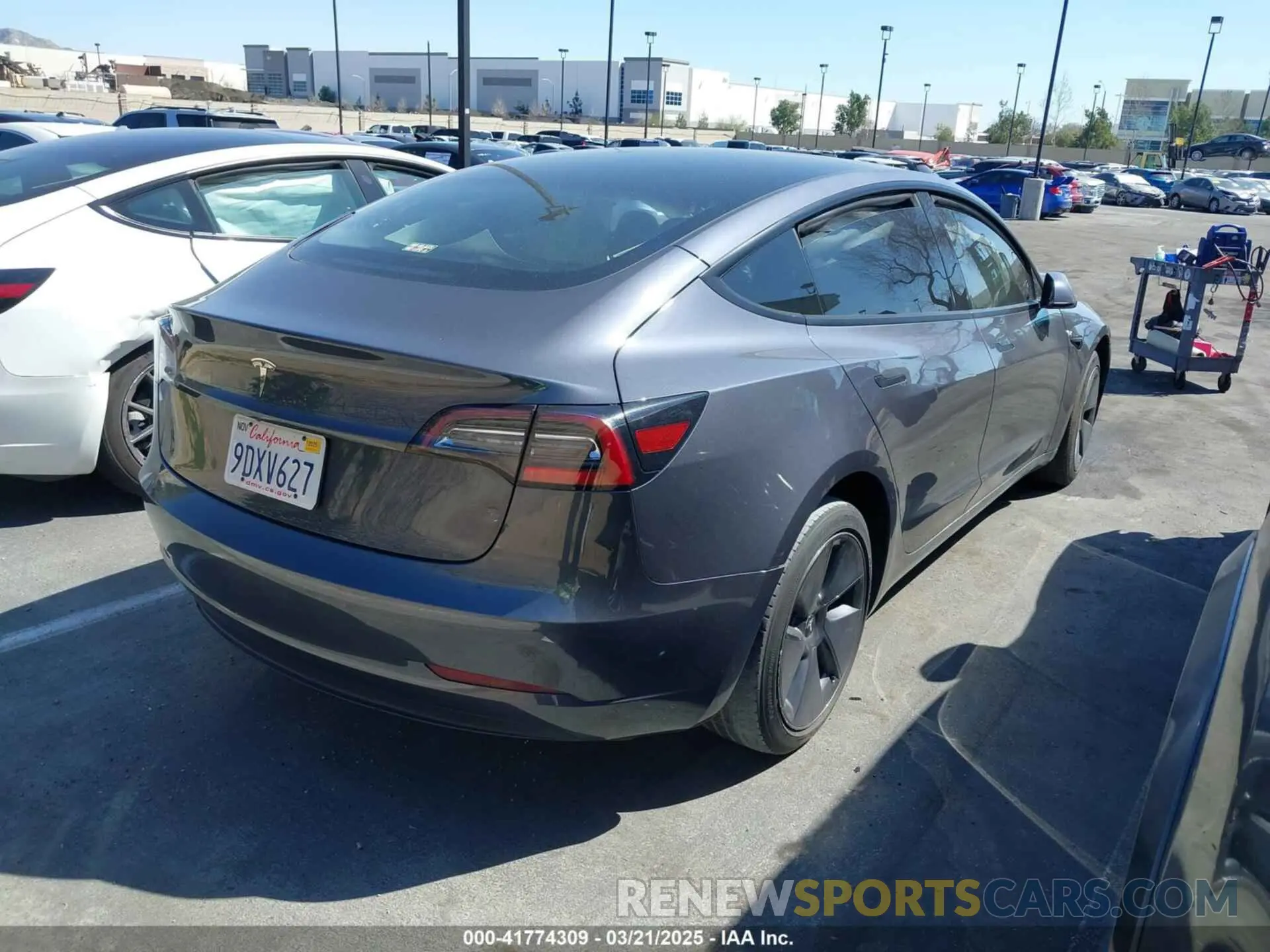 4 fotografías del automóvil dañado 5YJ3E1EA0PF408774 TESLA MODEL 3 2023