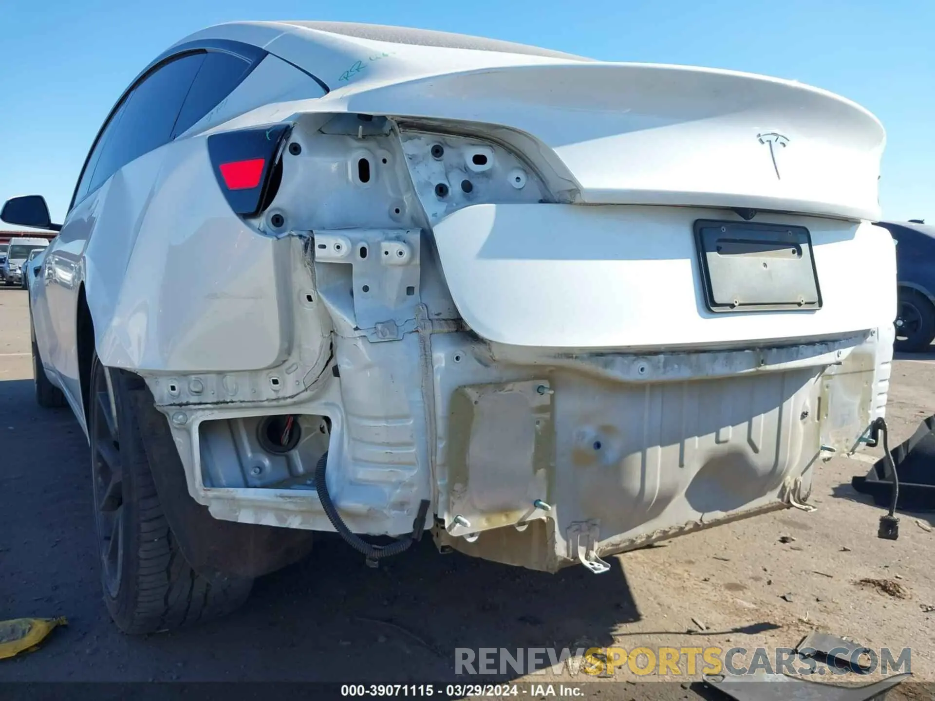 19 fotografías del automóvil dañado 5YJ3E1EA0PF411903 TESLA MODEL 3 2023