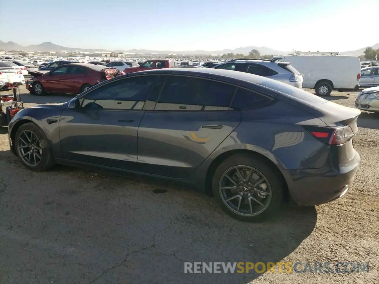 2 fotografías del automóvil dañado 5YJ3E1EA0PF465296 TESLA MODEL 3 2023