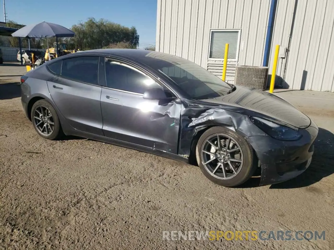 4 fotografías del automóvil dañado 5YJ3E1EA0PF465296 TESLA MODEL 3 2023