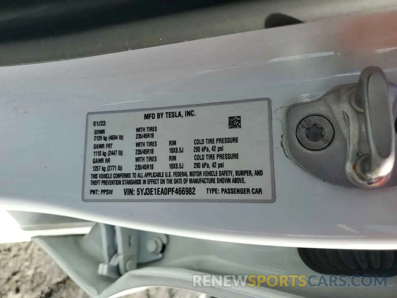 13 fotografías del automóvil dañado 5YJ3E1EA0PF466982 TESLA MODEL 3 2023