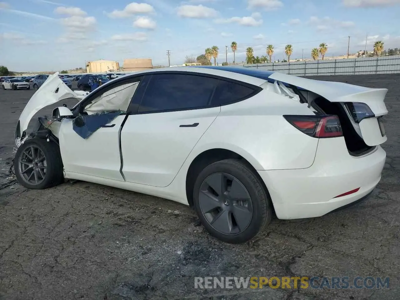 2 fotografías del automóvil dañado 5YJ3E1EA0PF466982 TESLA MODEL 3 2023
