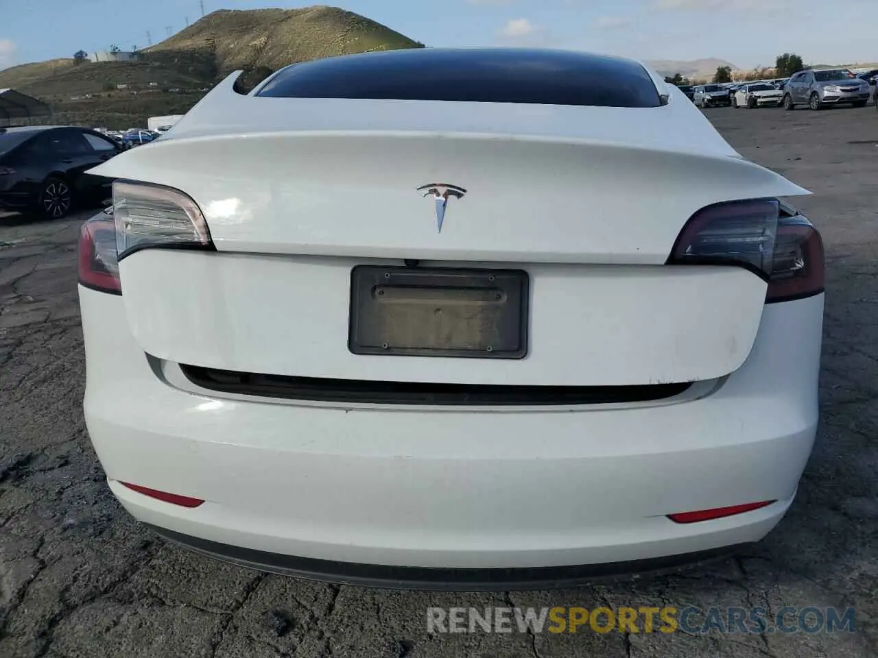 6 fotografías del automóvil dañado 5YJ3E1EA0PF466982 TESLA MODEL 3 2023