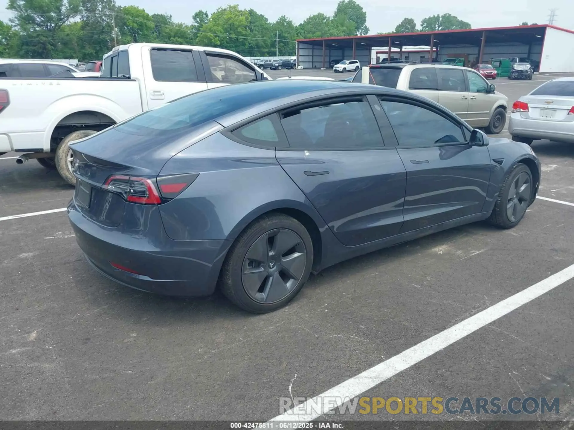 4 fotografías del automóvil dañado 5YJ3E1EA0PF495110 TESLA MODEL 3 2023