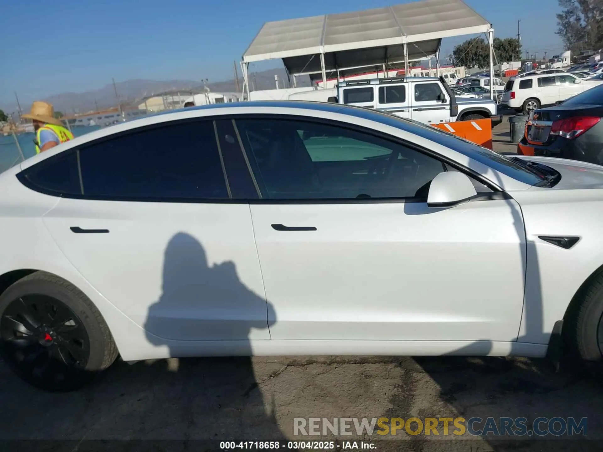 13 fotografías del automóvil dañado 5YJ3E1EA0PF503352 TESLA MODEL 3 2023