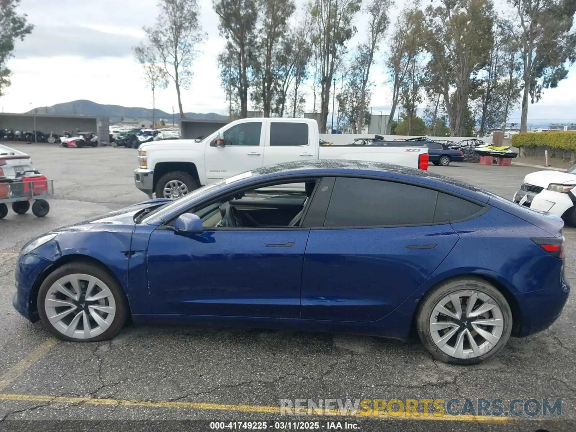 15 fotografías del automóvil dañado 5YJ3E1EA0PF518983 TESLA MODEL 3 2023