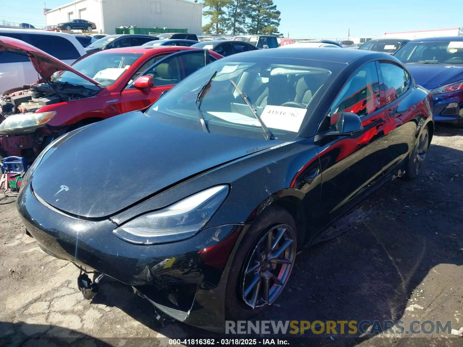 2 fotografías del automóvil dañado 5YJ3E1EA0PF546332 TESLA MODEL 3 2023