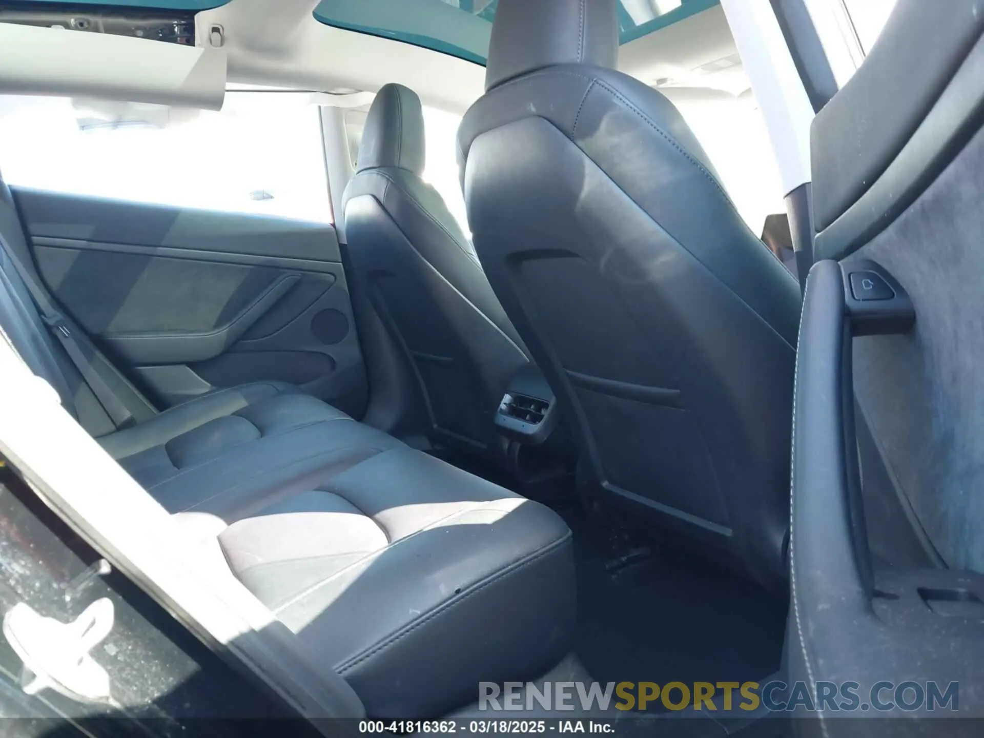 8 fotografías del automóvil dañado 5YJ3E1EA0PF546332 TESLA MODEL 3 2023
