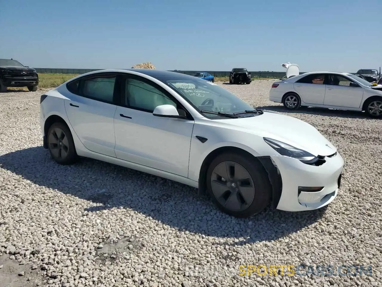 4 fotografías del automóvil dañado 5YJ3E1EA0PF598267 TESLA MODEL 3 2023