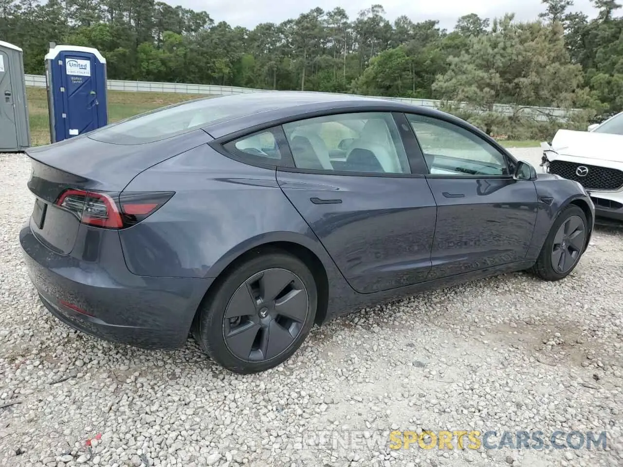 3 fotografías del automóvil dañado 5YJ3E1EA0PF613382 TESLA MODEL 3 2023