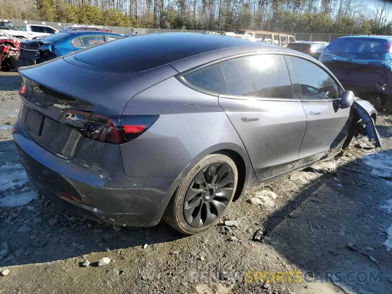 3 fotografías del automóvil dañado 5YJ3E1EA0PF641263 TESLA MODEL 3 2023