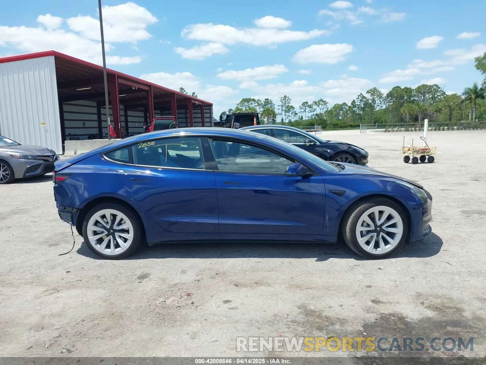 14 fotografías del automóvil dañado 5YJ3E1EA0PF658080 TESLA MODEL 3 2023