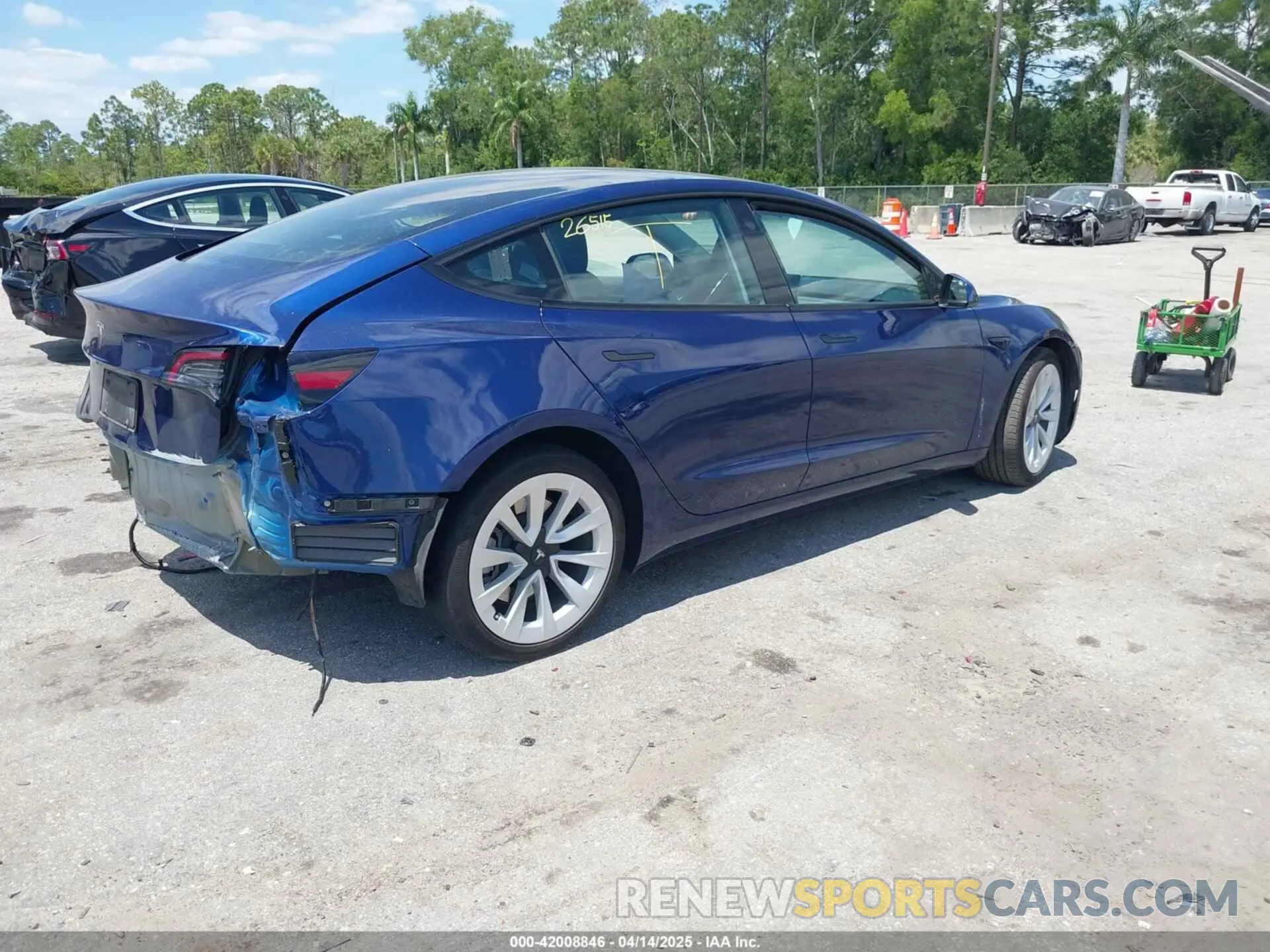 4 fotografías del automóvil dañado 5YJ3E1EA0PF658080 TESLA MODEL 3 2023