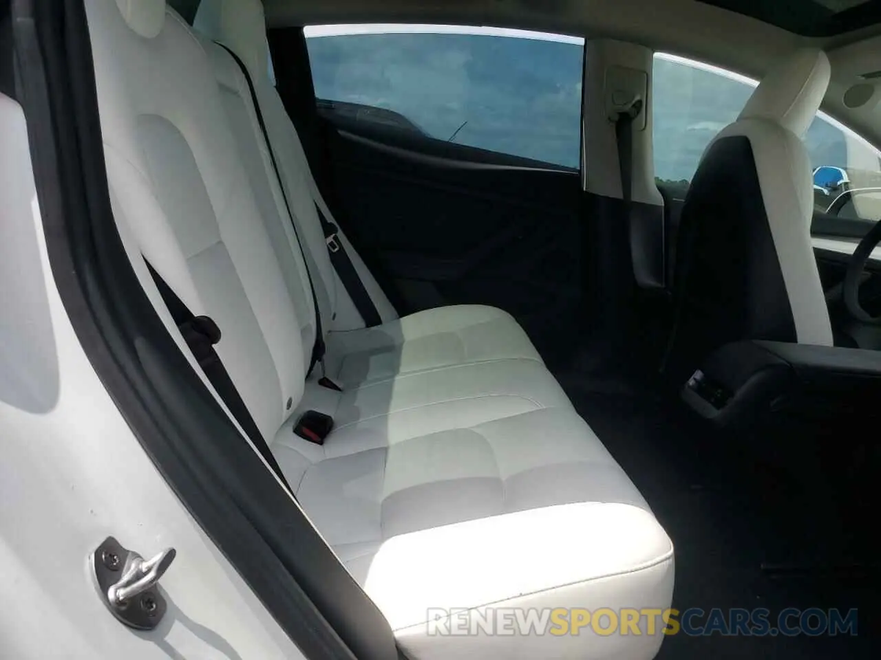 10 fotografías del automóvil dañado 5YJ3E1EA1PF382301 TESLA MODEL 3 2023
