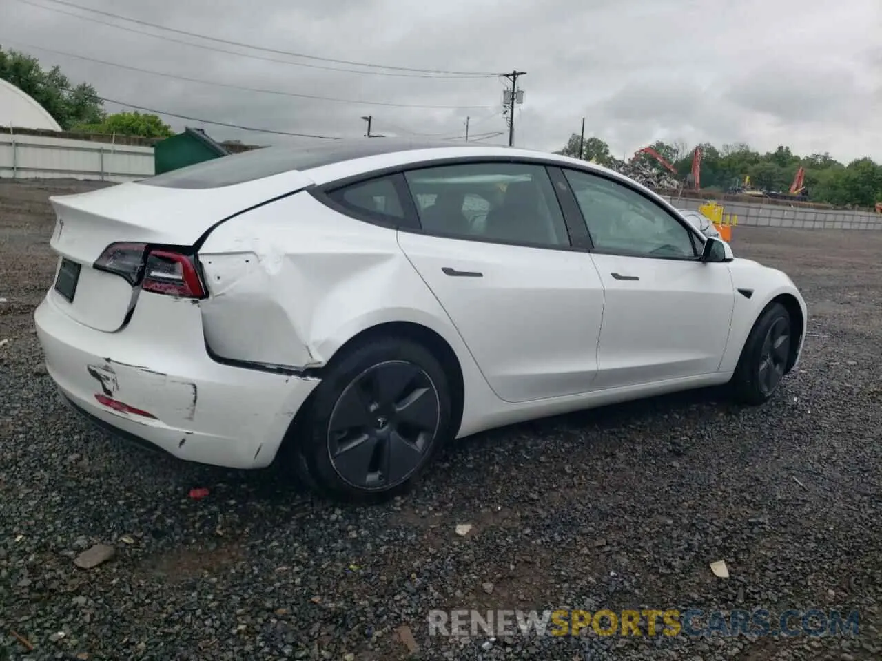 3 fotografías del automóvil dañado 5YJ3E1EA1PF420111 TESLA MODEL 3 2023